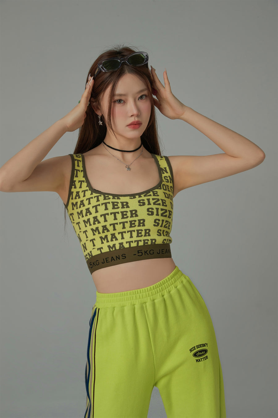 CHUU Size Doesnt Matter Lettering Cropped Sleeveless Top