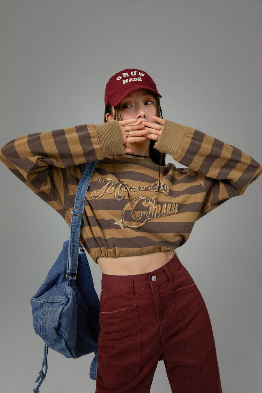 CHUU At My Best Stripe Cropped Sweatshirt