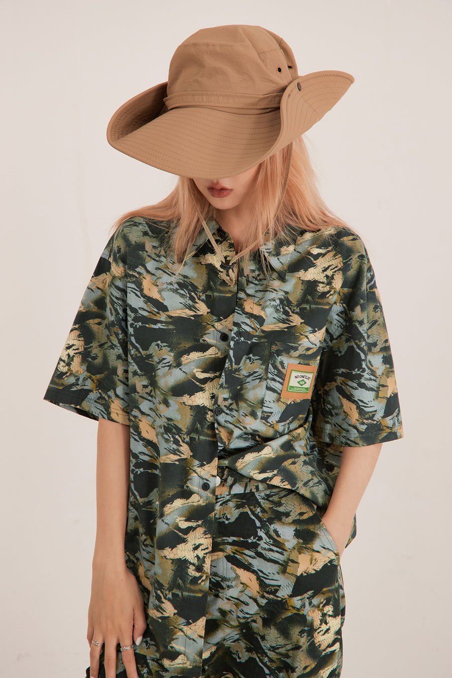 CHUU Camouflage Loosefit Short-Sleeved T-Shirt