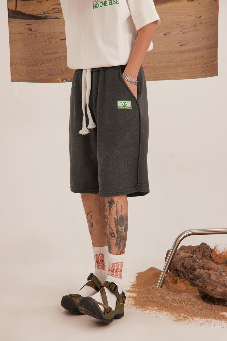 CHUU Simple Logo Bermuda Shorts