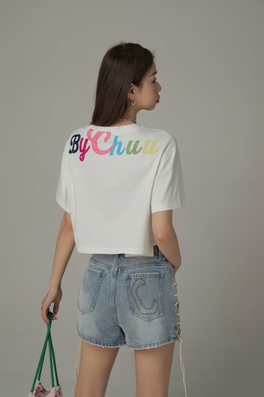 CHUU Colored By Chuu Printed Logo Cropped T-Shirt