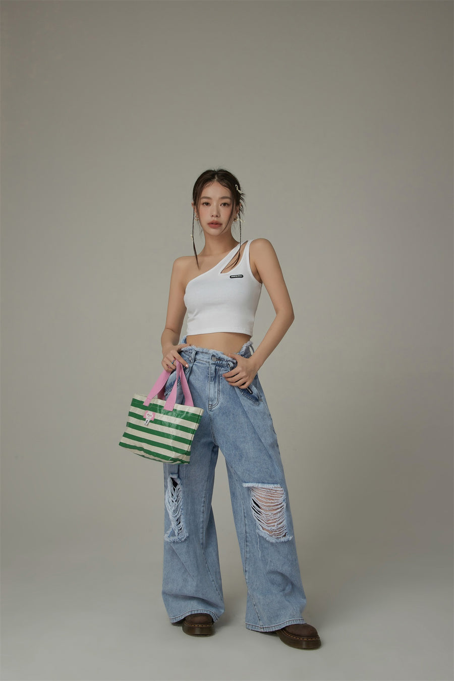 CHUU One Shoulder Slim Crop Top