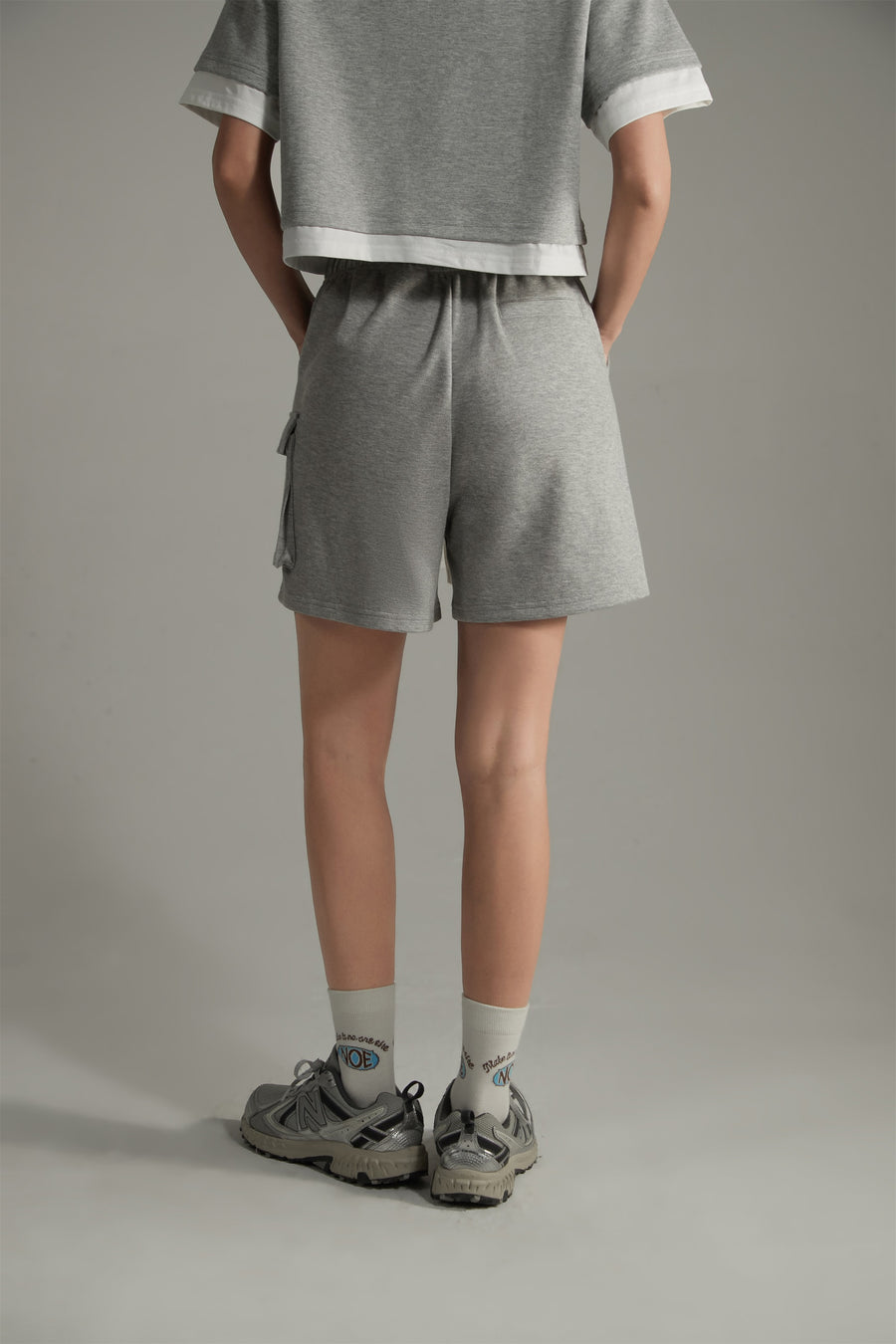 CHUU Cargo Pocket Jogger Shorts