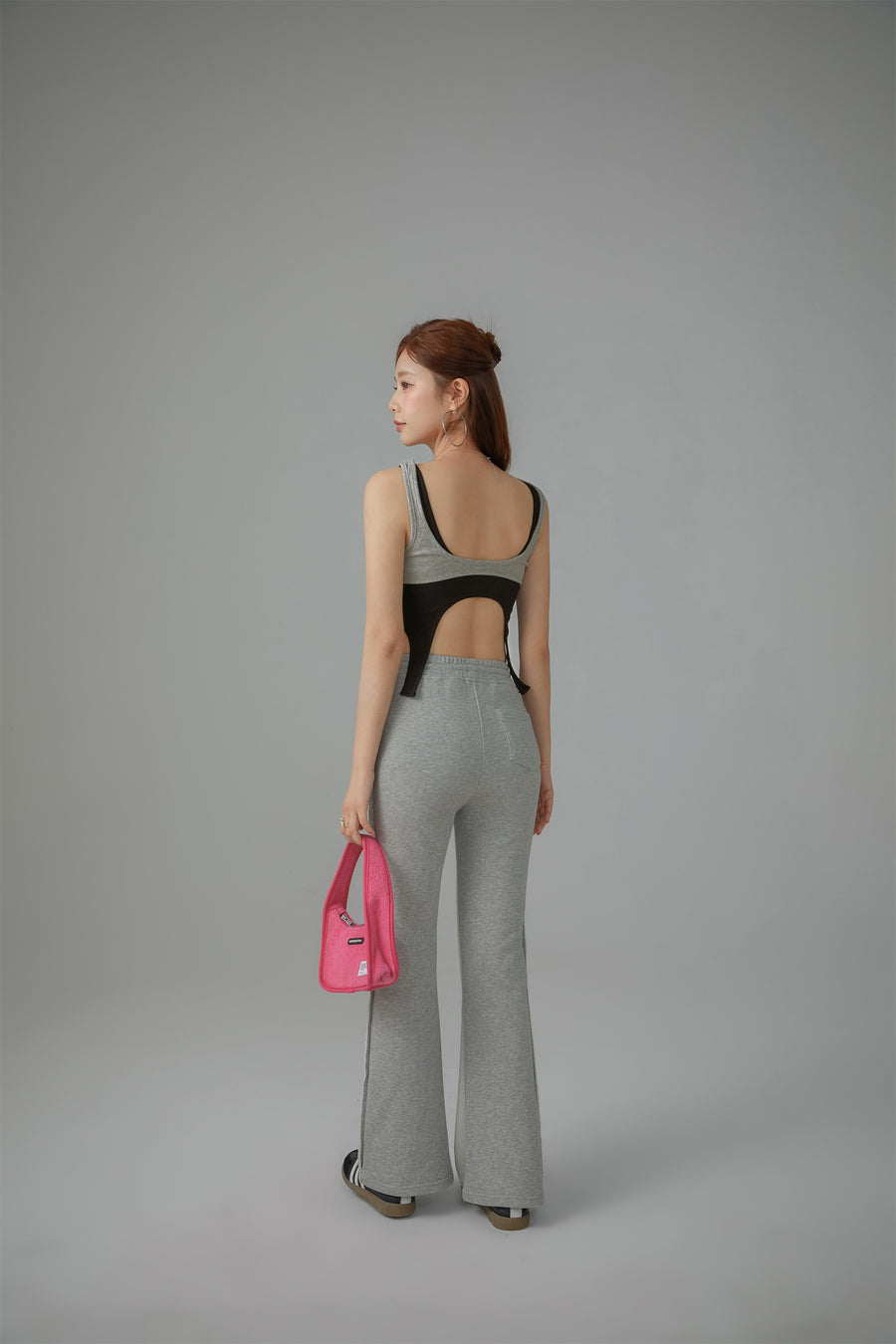 CHUU Size Doesnt Matter Sleeveless Crop Top