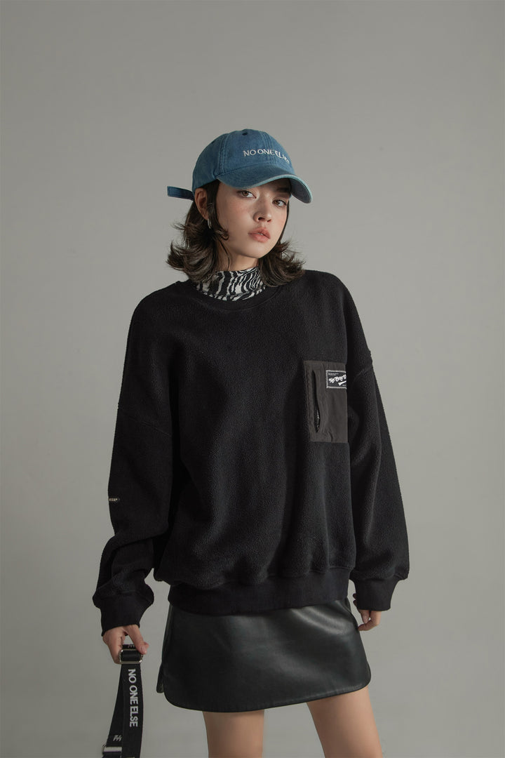 Side Pocket Fleece Round Neck Sweatshirt