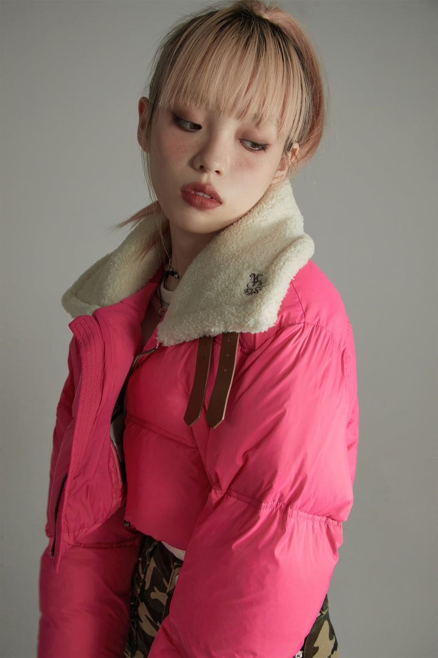 CHUU Fleece Collar Crop Padded Jacket