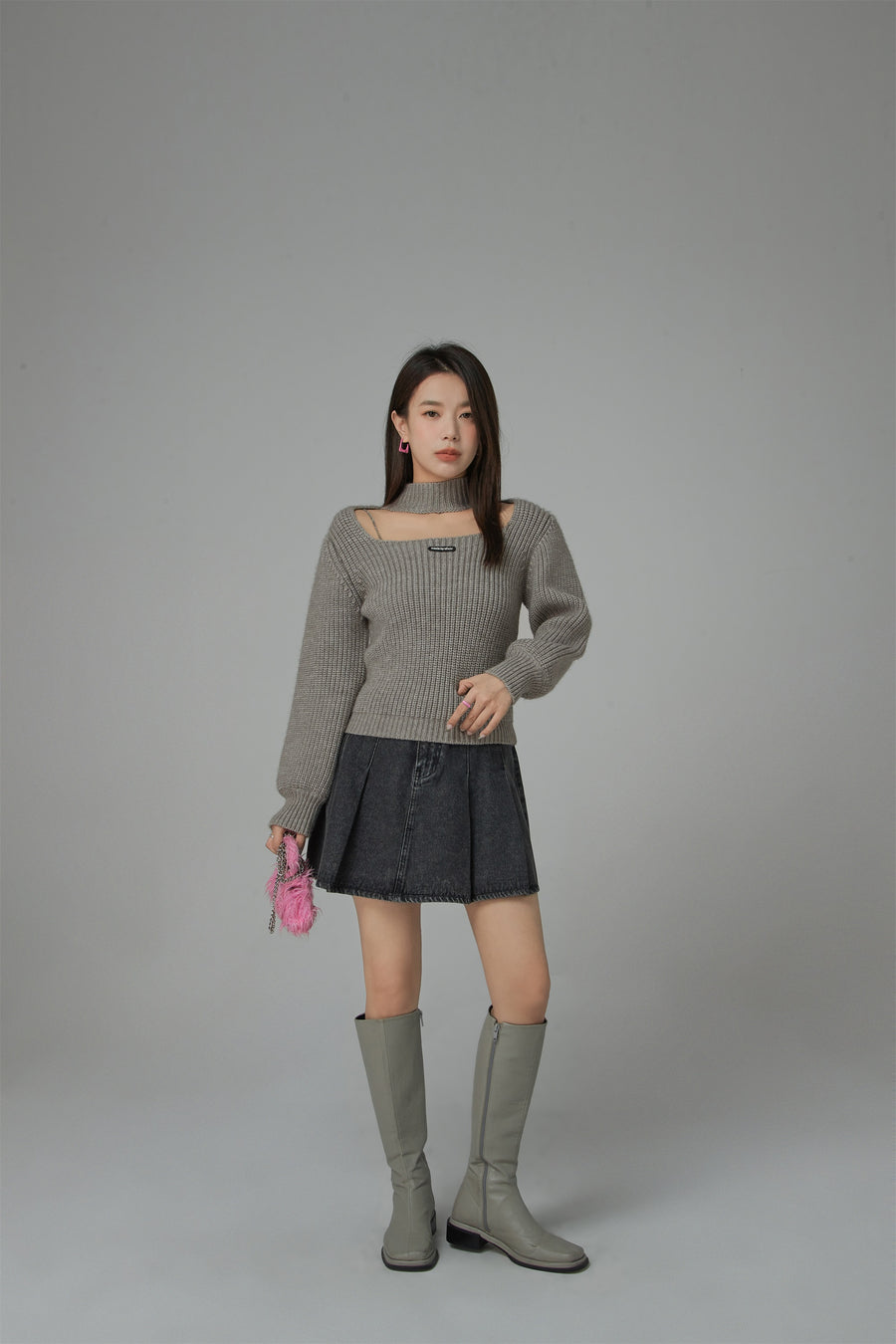 CHUU Know Who You Are Cut Out Knit Top