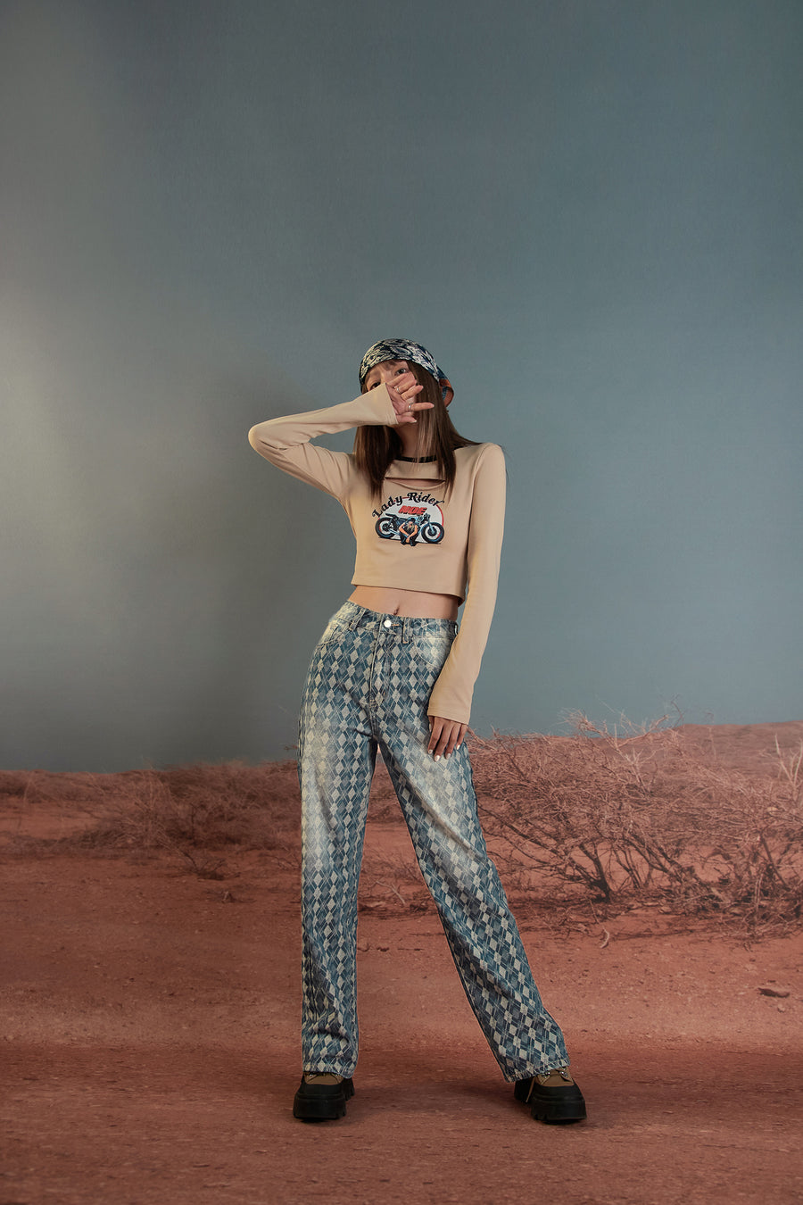 CHUU Gradient Argyle Jeans