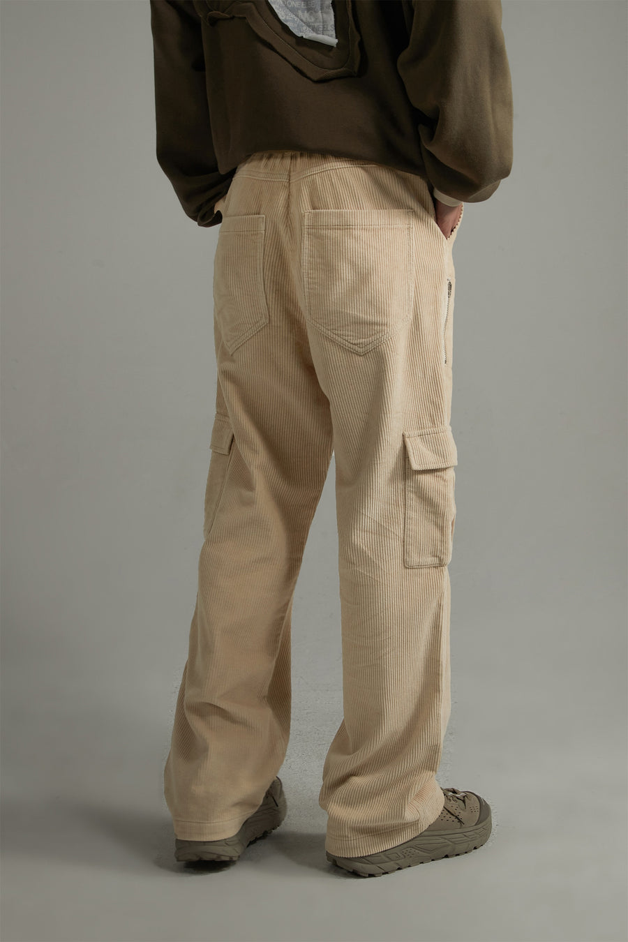 CHUU Corduroy Straight Cargo Pants