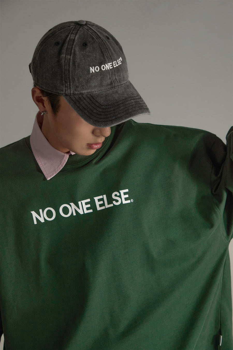 CHUU No One Else Embroidered Cotton Cap