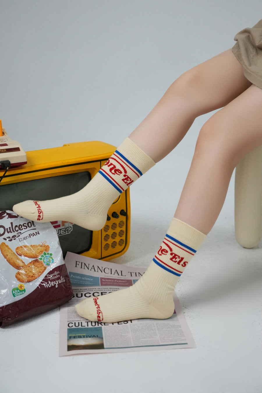 CHUU Vintage Retro Socks