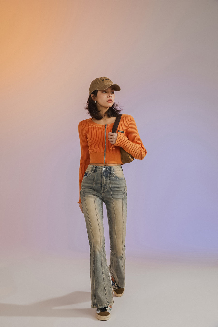 CHUU Hidden Star Bootcut Jeans