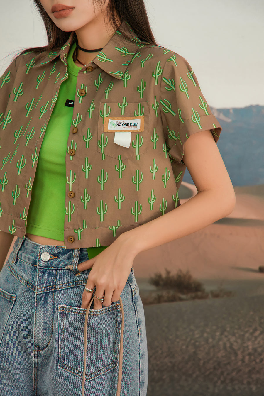 CHUU Catcus Inspired Cropped Shirt