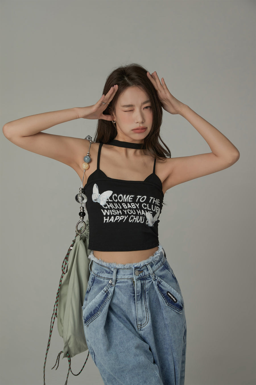 CHUU Butterfly Sleeveless Crop Top