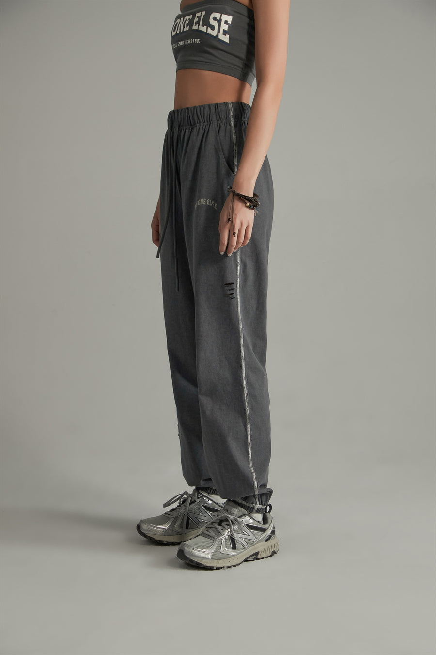 CHUU Daily Color String Jogger Sweatpants