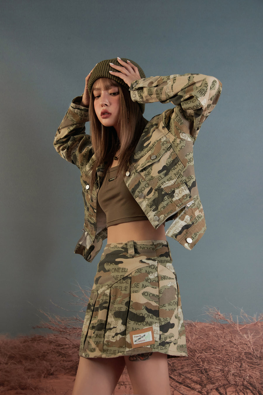 CHUU Camouflage High Waist Mini Skirt