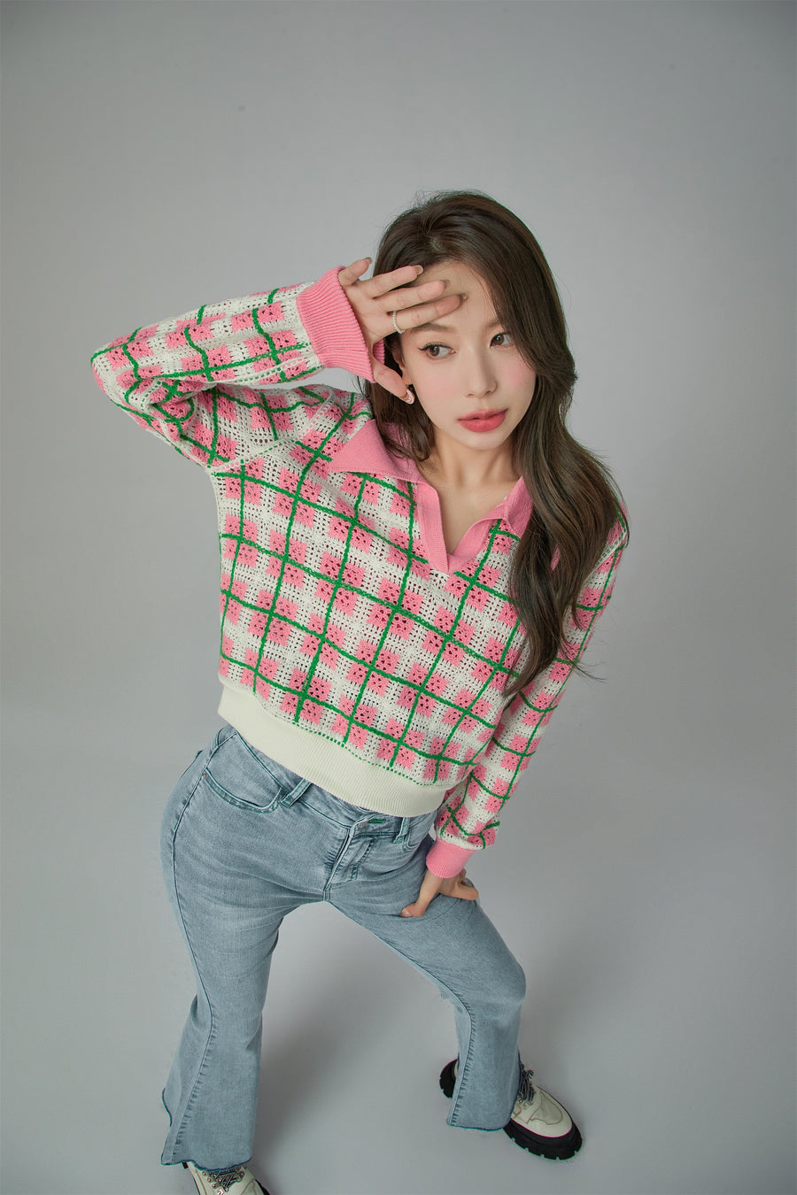 CHUU Lovely Check Crochet Polo Sweater