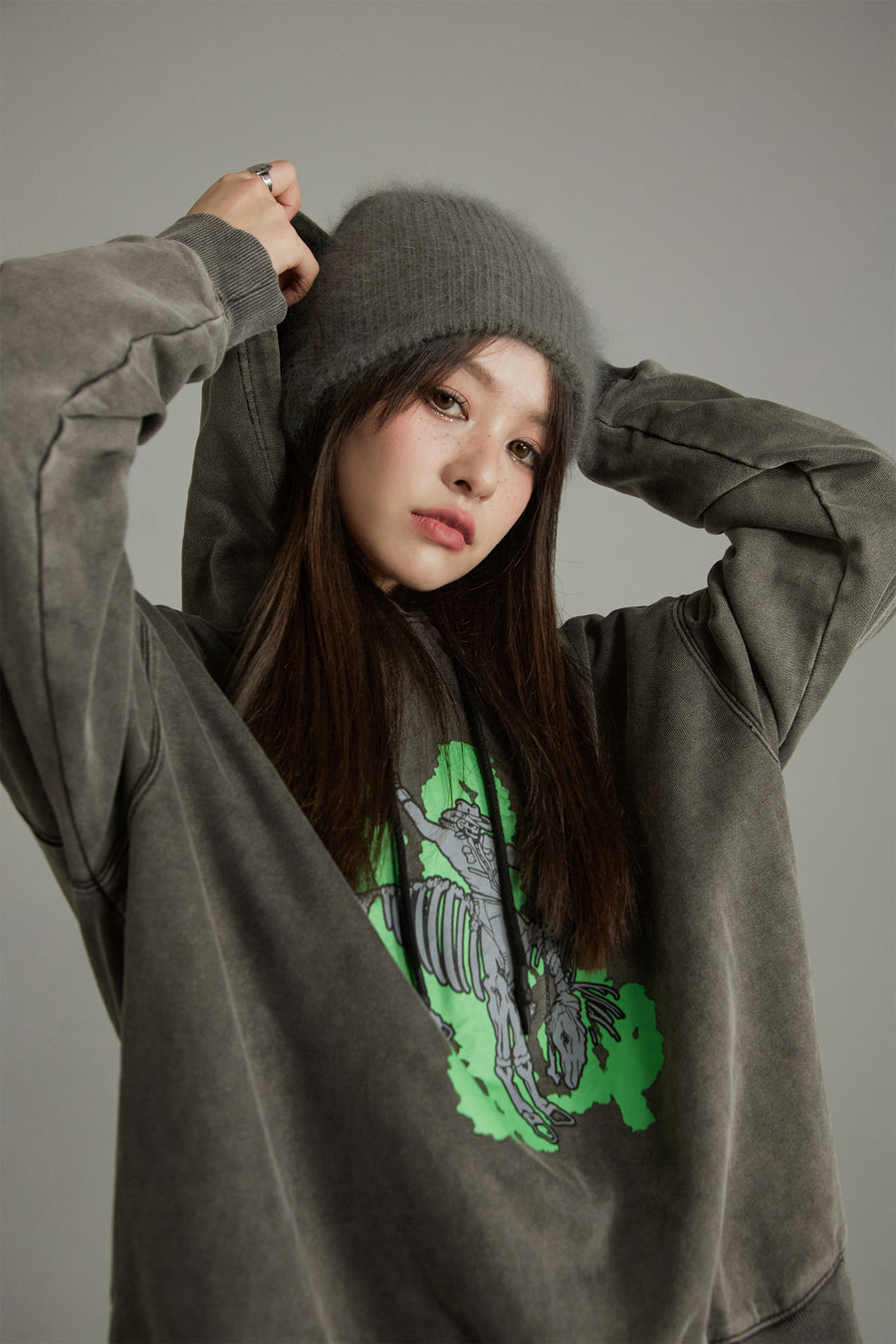 CHUU Vintage Loose Fit Hoodie