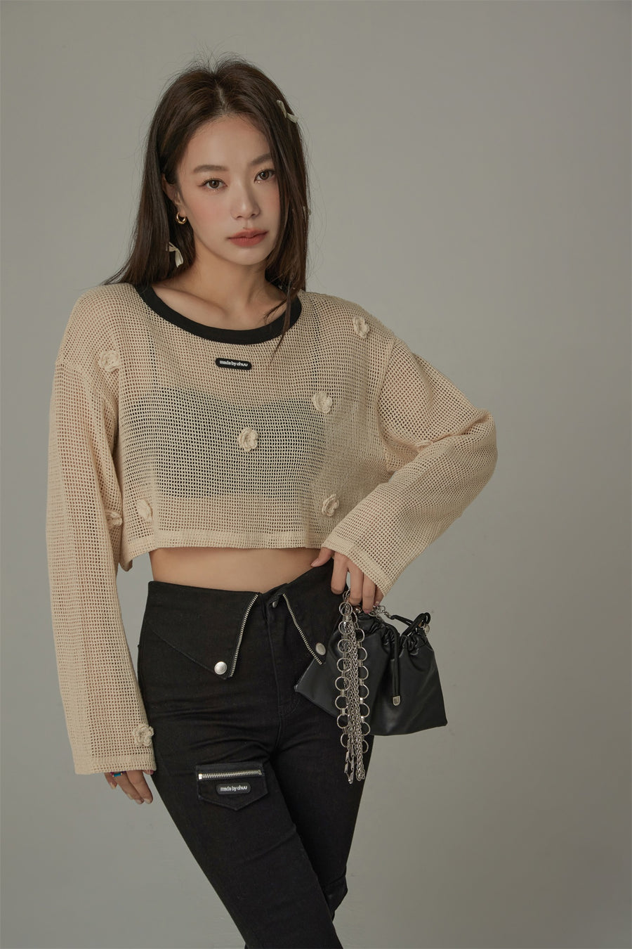 CHUU Flower Cropped T-Shirt