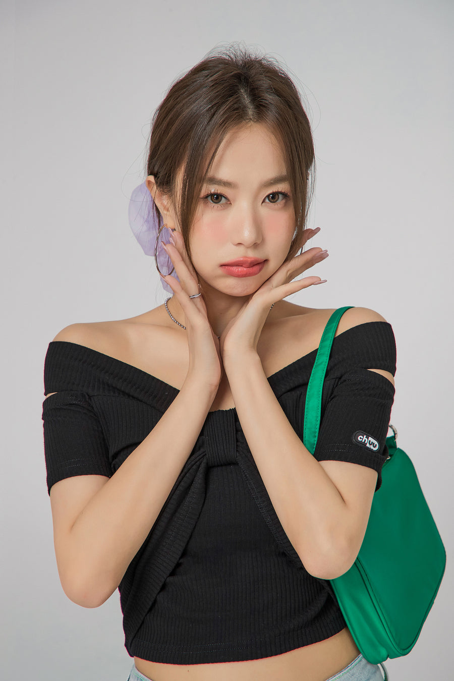 CHUU Shirring Off Shoulder T-Shirt