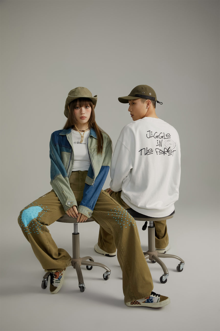 CHUU Blue Stitches Khaki Straight Pants