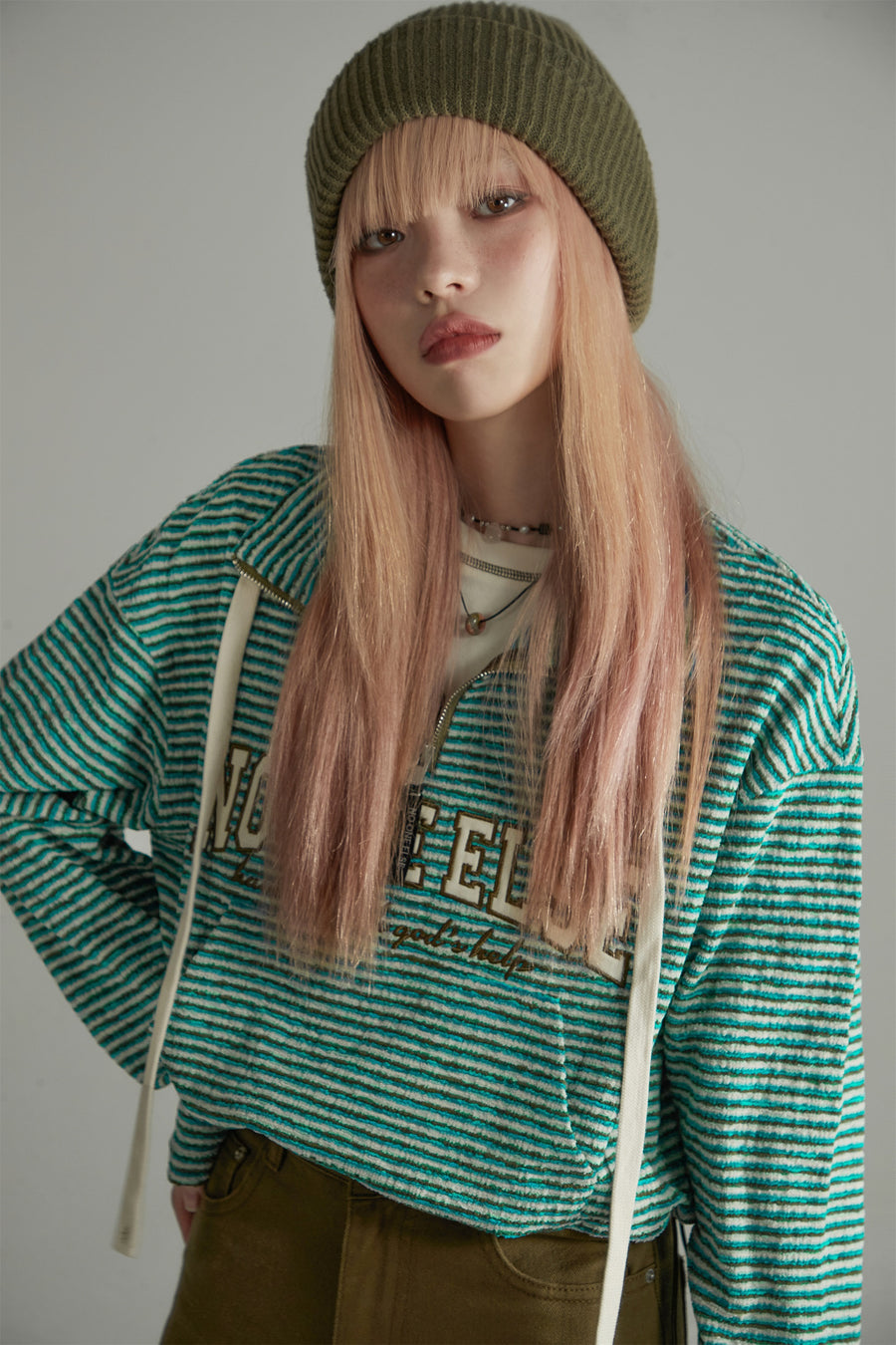 CHUU Half Zip-Up Stripe T-Shirt