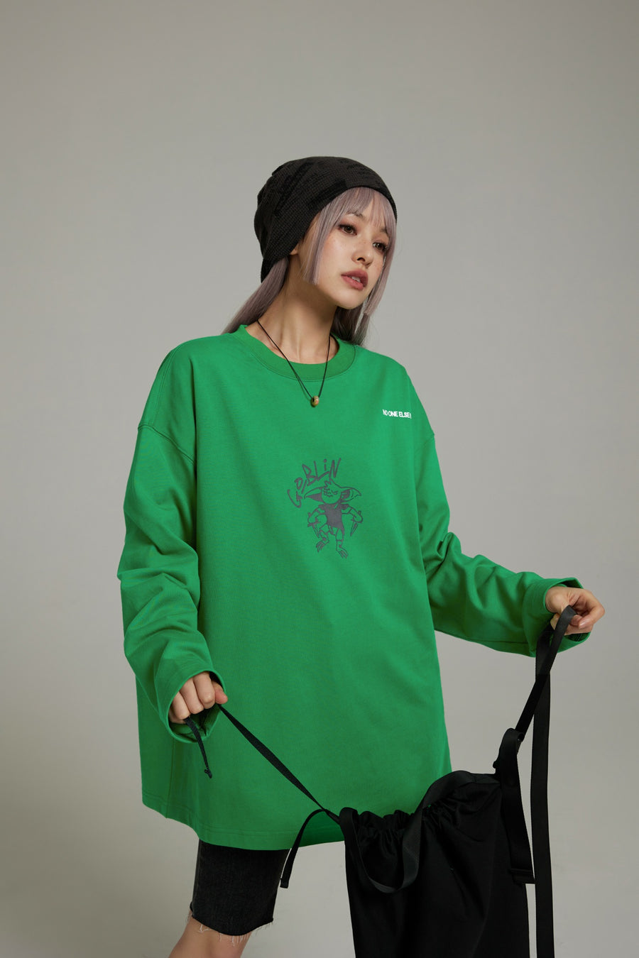 CHUU Goblin Long-Sleeved Boyfriend Top