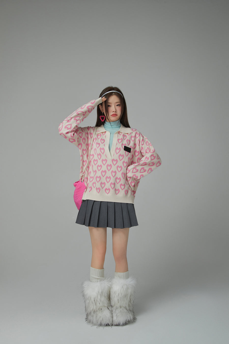 CHUU Heart Loose Fit Knit Sweater