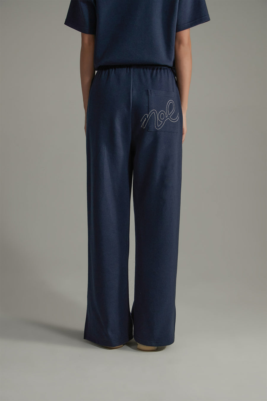 CHUU Side Slits Straight Jogger Pants