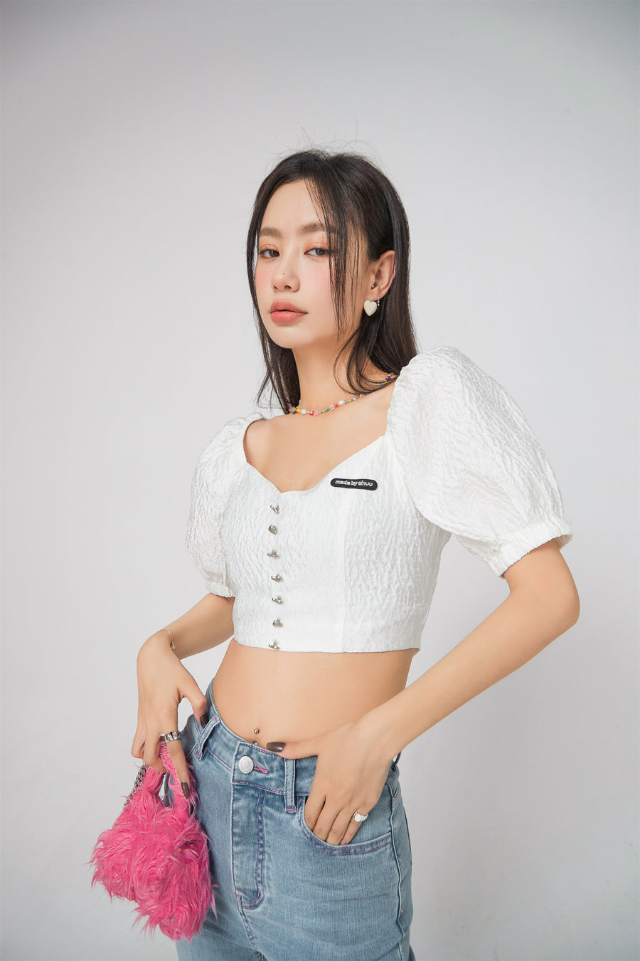 CHUU Square Puff Sleeve Cropped Blouse