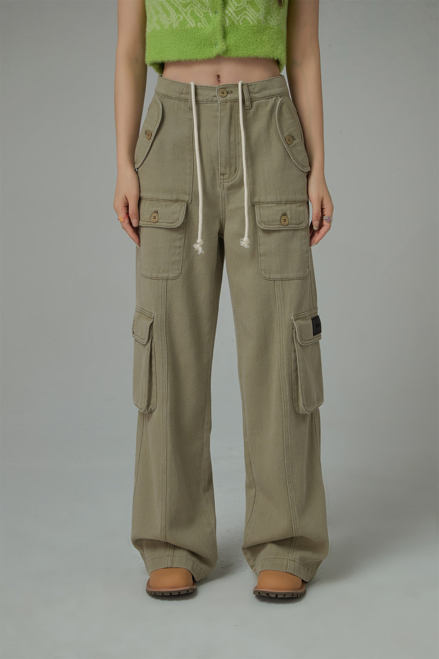 CHUU I Spy High-Waisted Cargo Pants