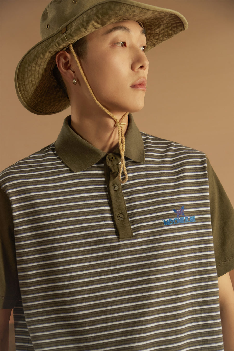 CHUU Stripe Color Polo Neck T-Shirt