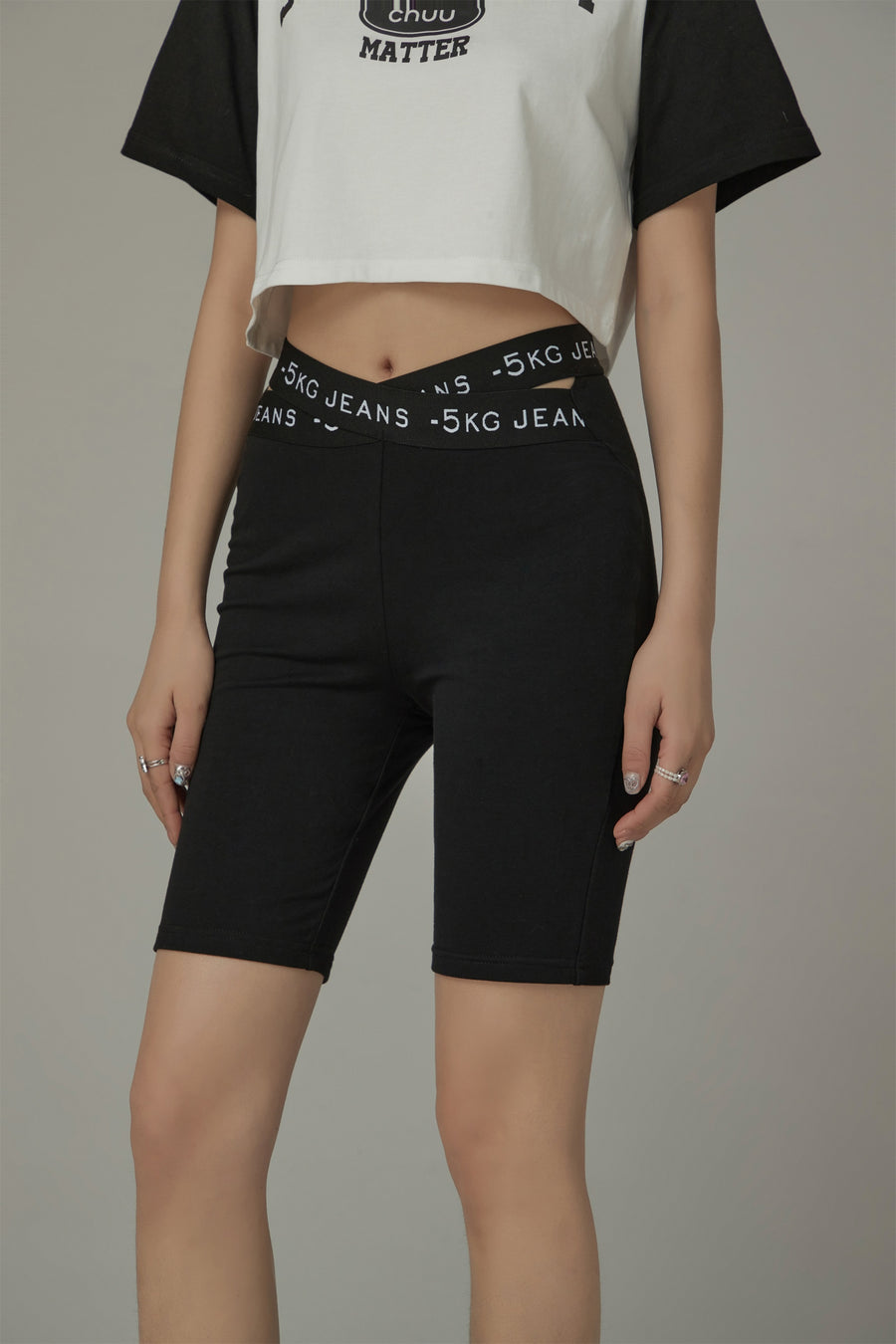 CHUU Slim Biker Shorts