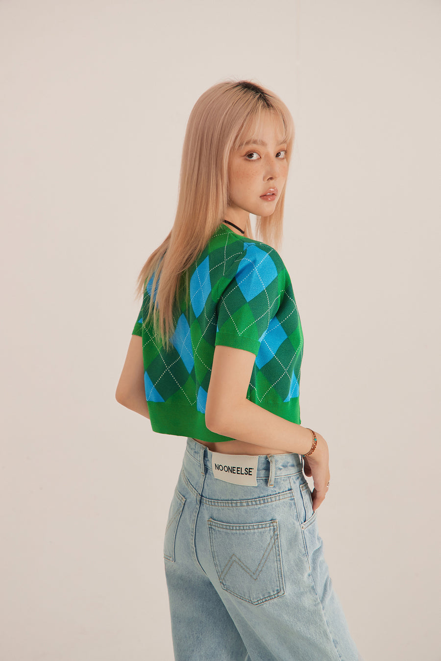 CHUU Argyle Short-Sleeved Crop Cardigan