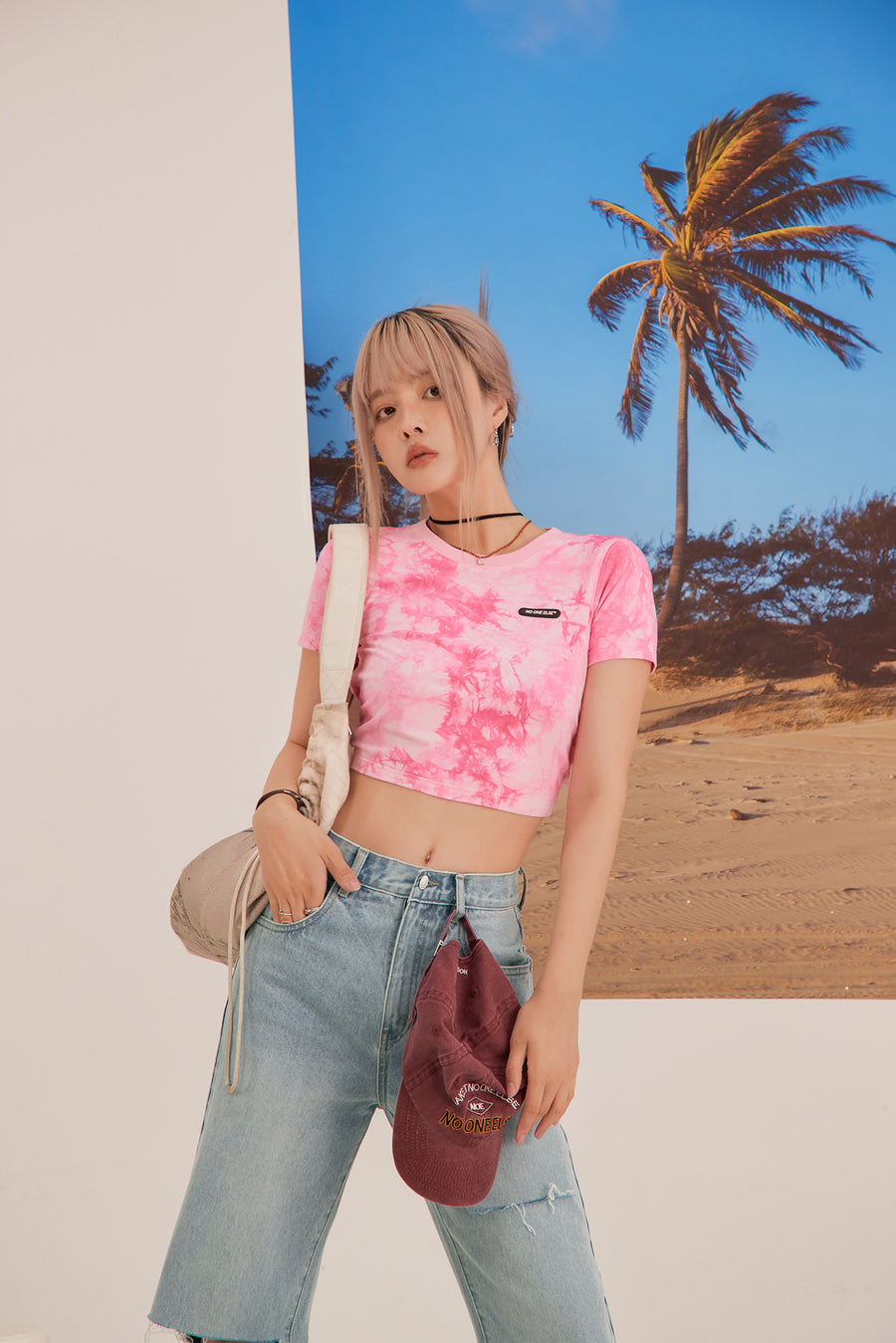 CHUU Open-Back Shirring Tie-Dye Crop Top