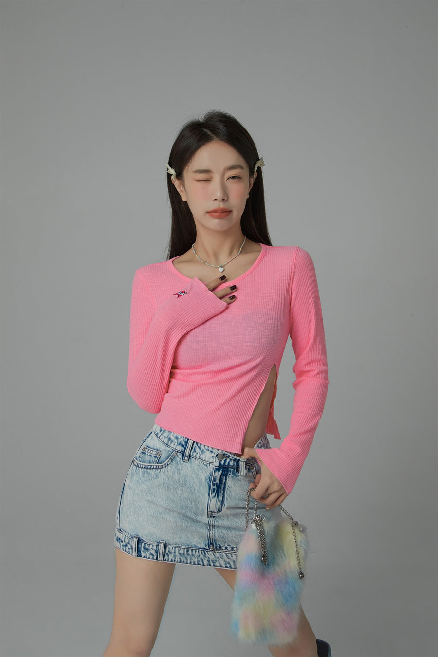 CHUU Slim Side Slit Long Sleeve T-Shirt