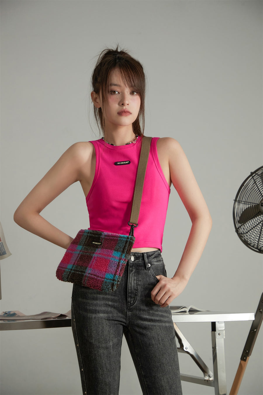 CHUU Basic Unbalanced Top