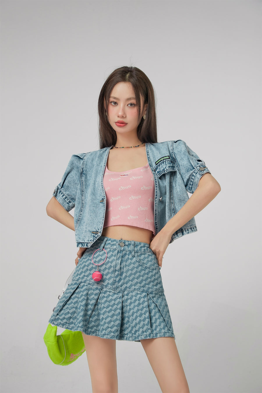 CHUU Logo Crop Sleeveless Knit Top