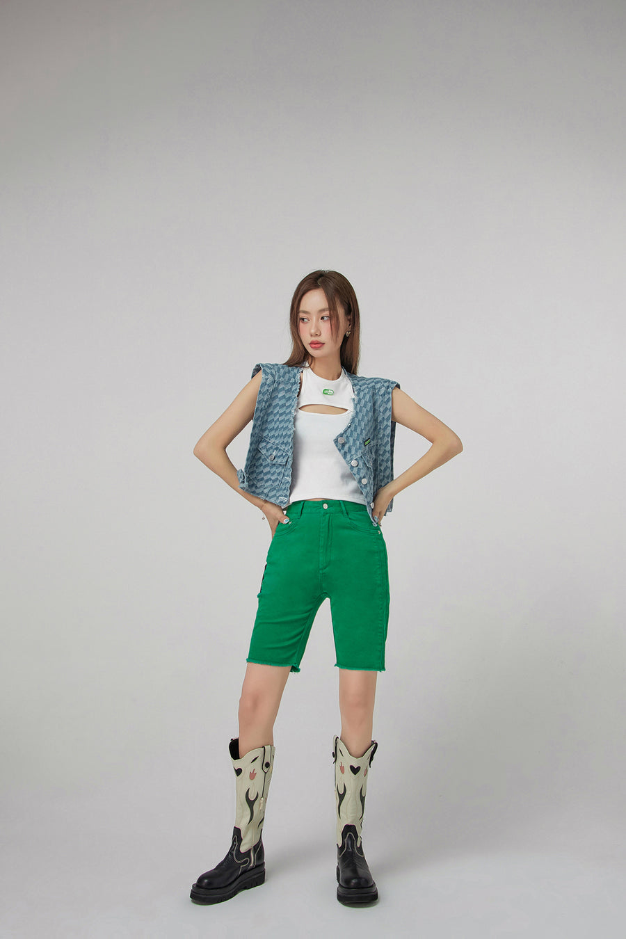 CHUU Side Cutout Denim Bermuda Shorts