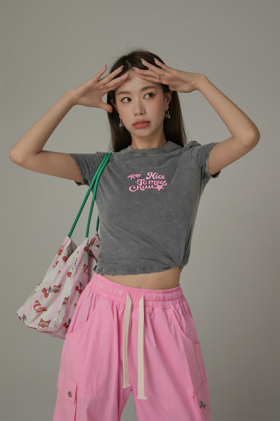 CHUU Nice To Meet Chuu Printed Design Slim T-Shirt