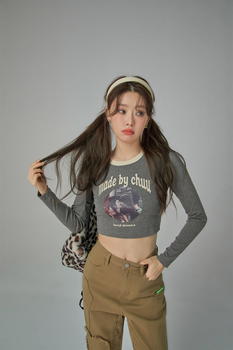 CHUU Lucid Dreams Cropped T-Shirt