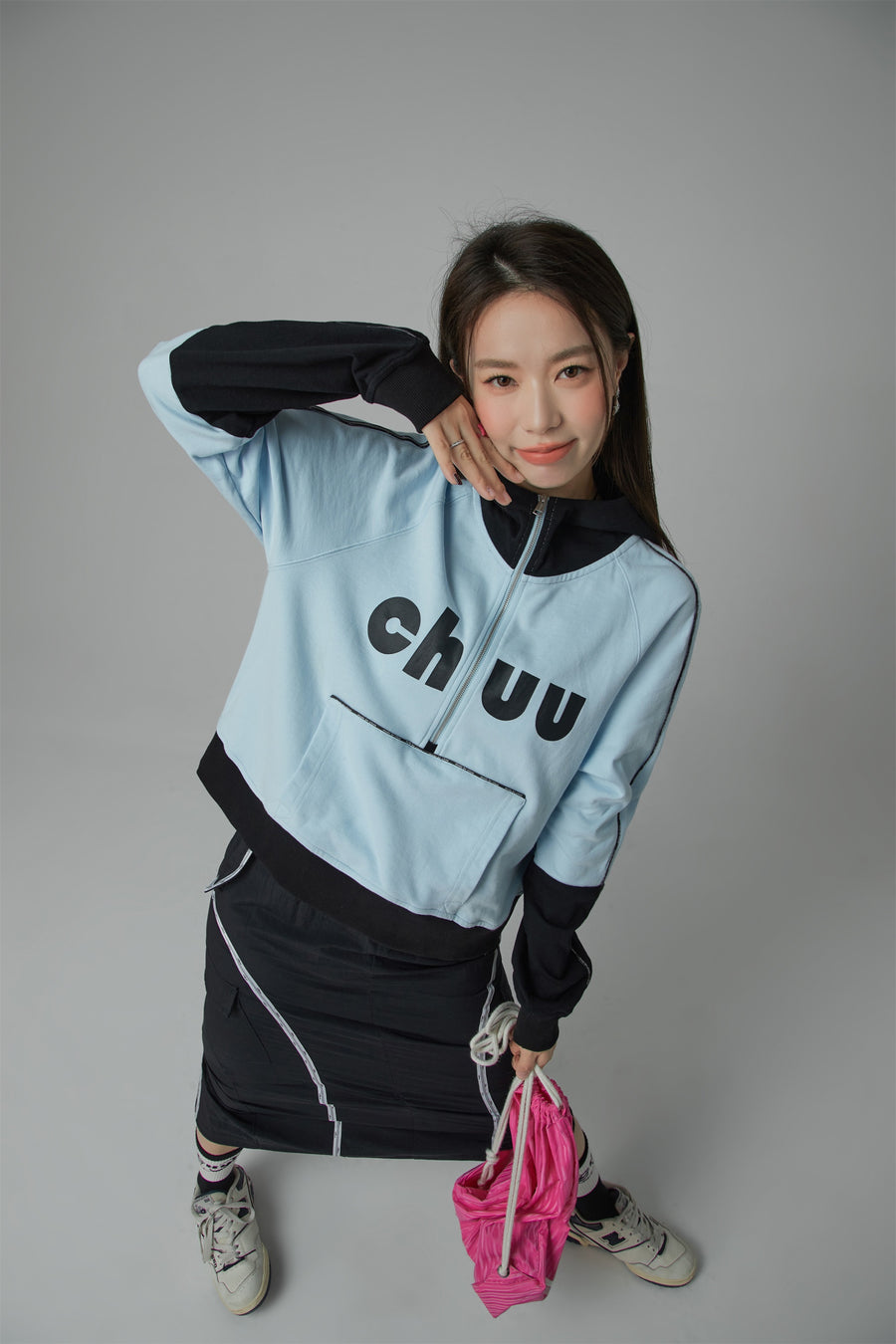 CHUU Chuu Lettering Half Zip-Up Hoodie