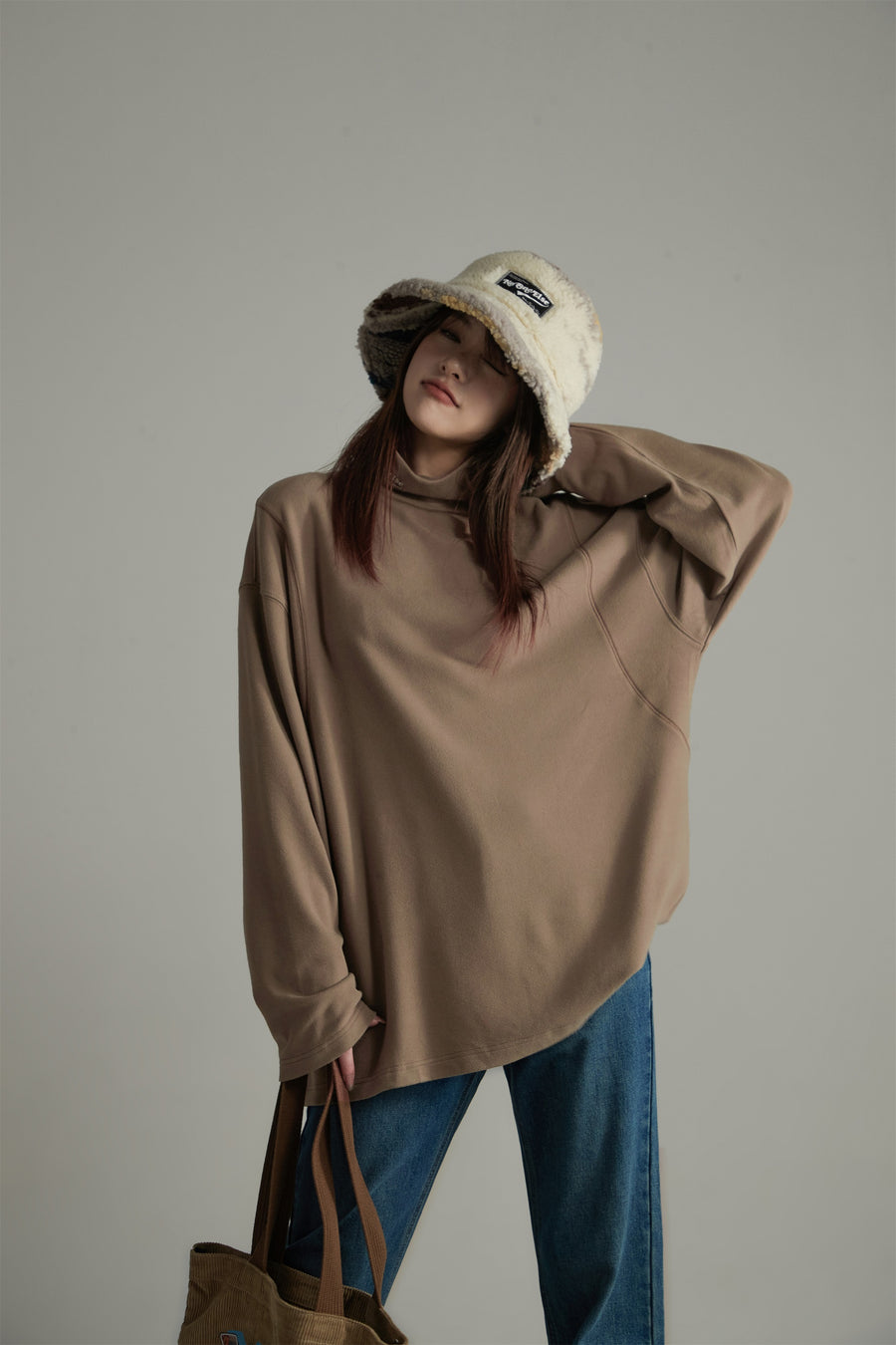 CHUU Soft Basic Turtle Neck T-Shirt