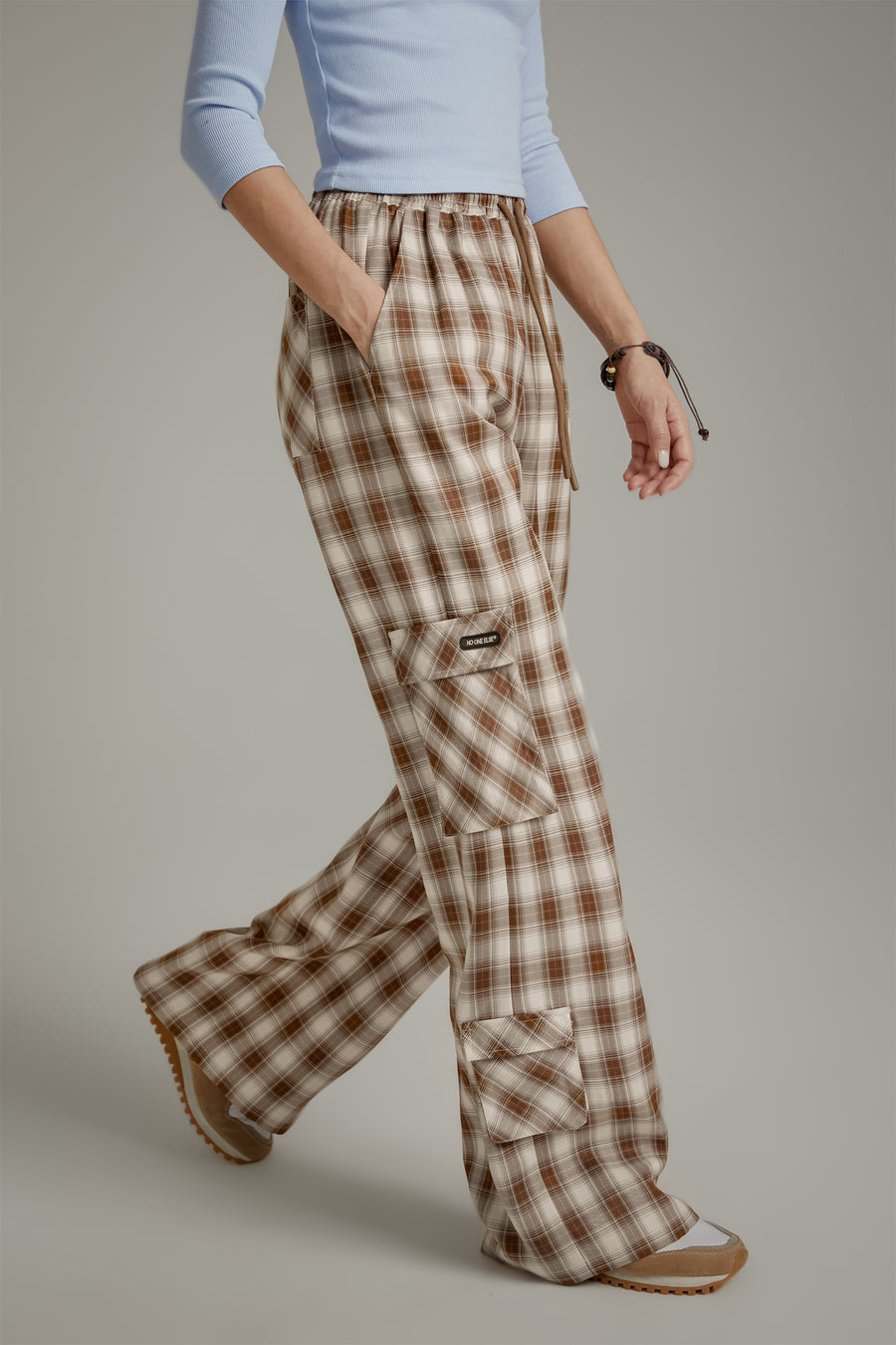 CHUU Check Pocket Wide Pants