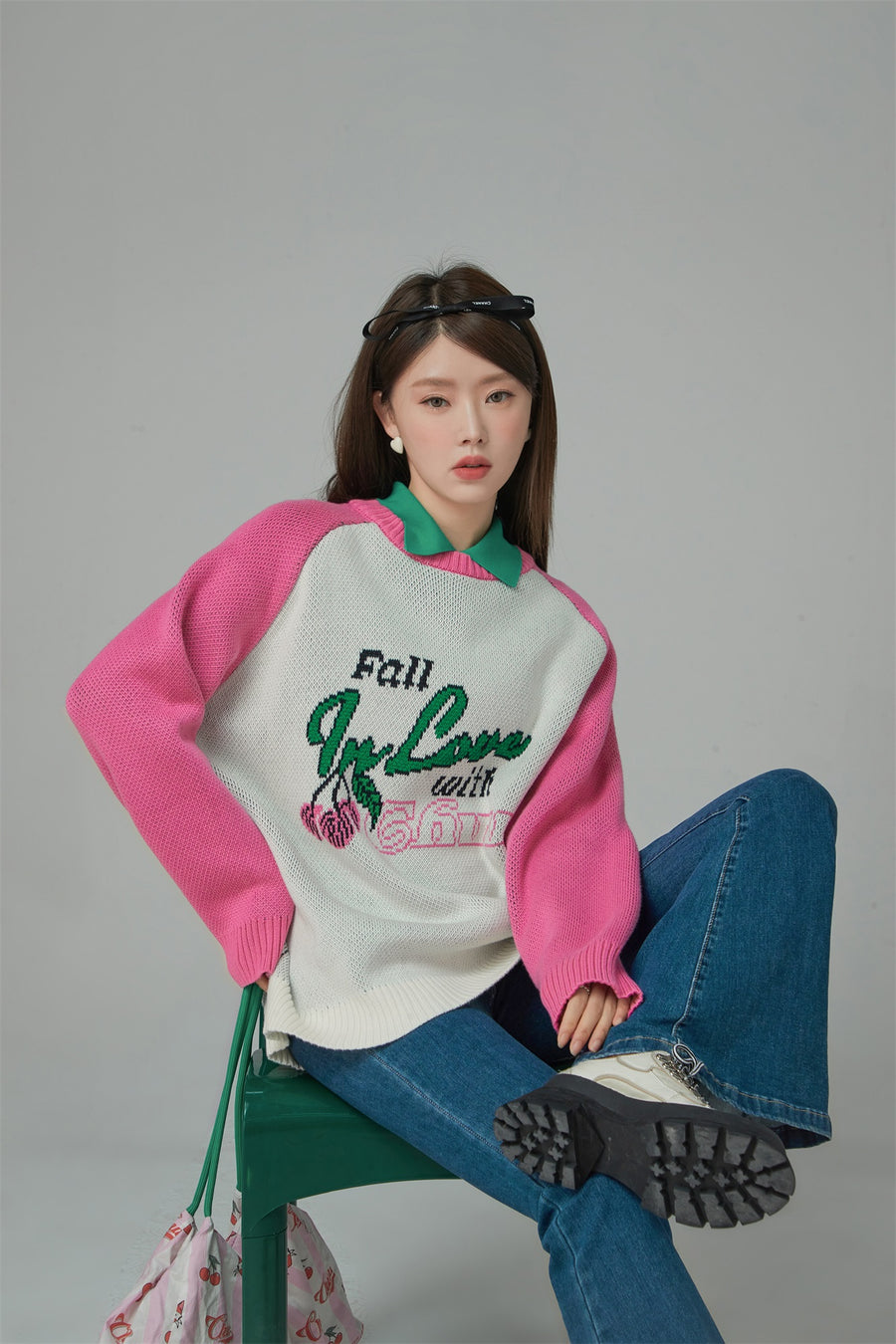 CHUU Fall In Love With You Knit Sweater