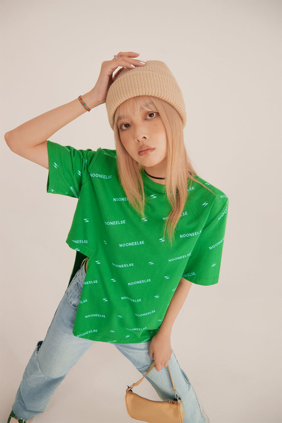CHUU Wide Side Slit Green T-Shirt
