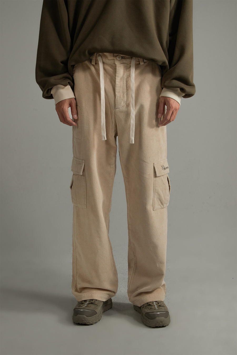 CHUU Corduroy Straight Cargo Pants