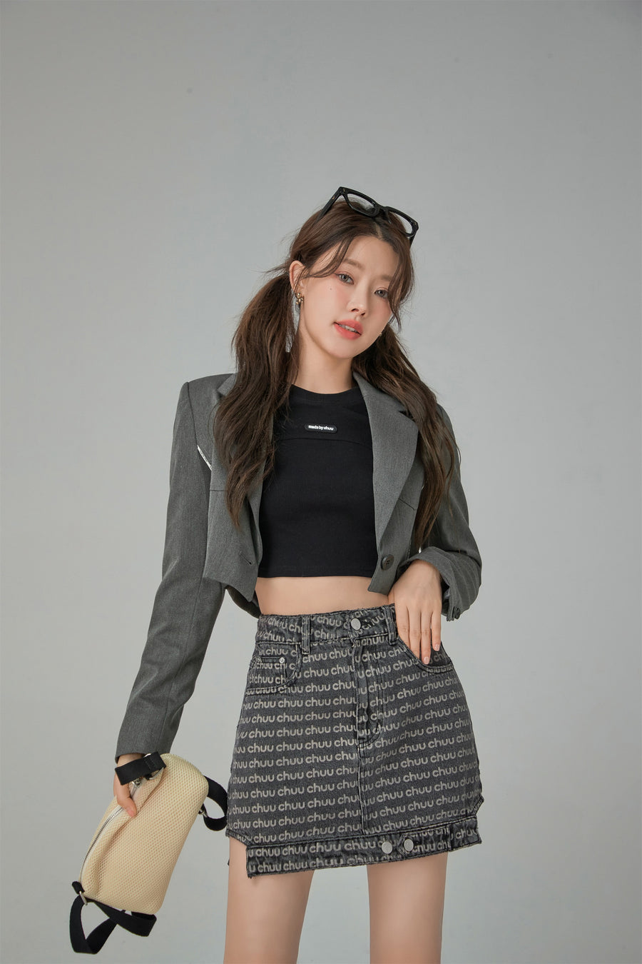 CHUU Cut-Out Simple Crop Jacket