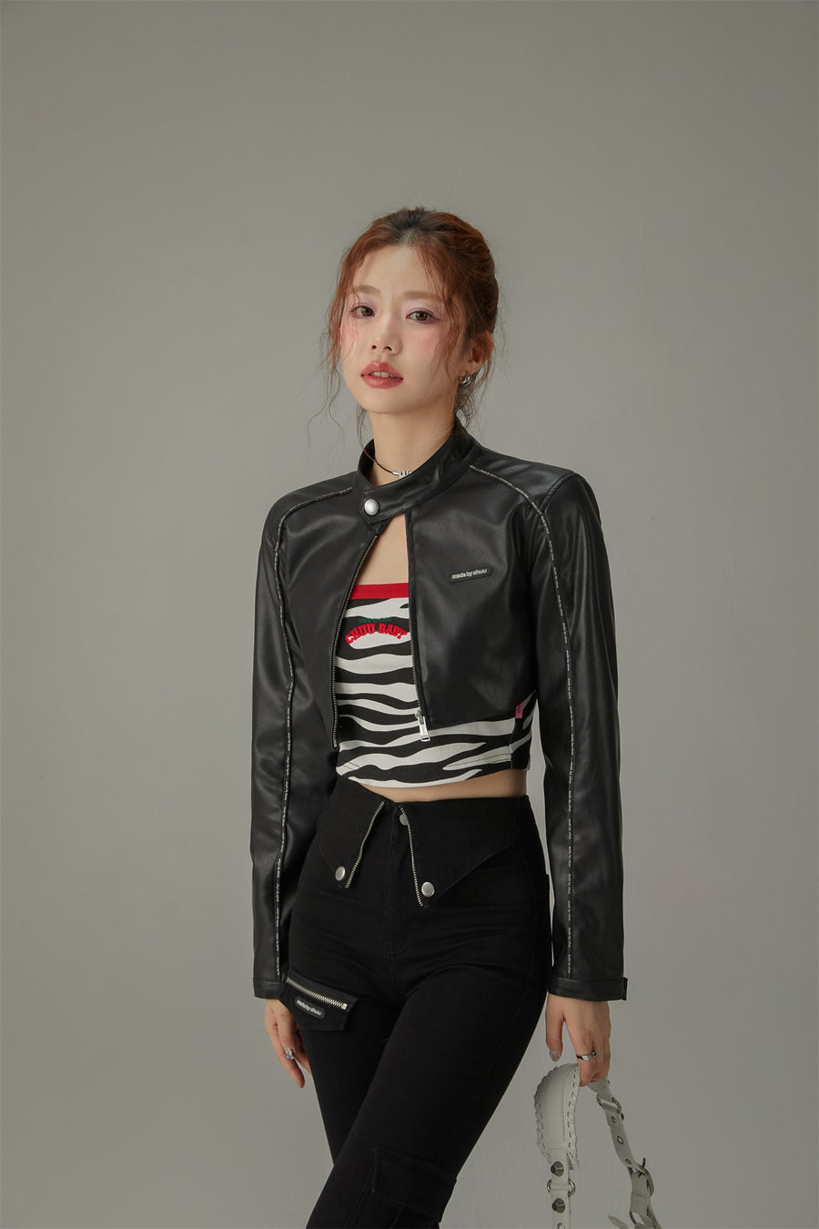 CHUU Zebra Zip Tube Top