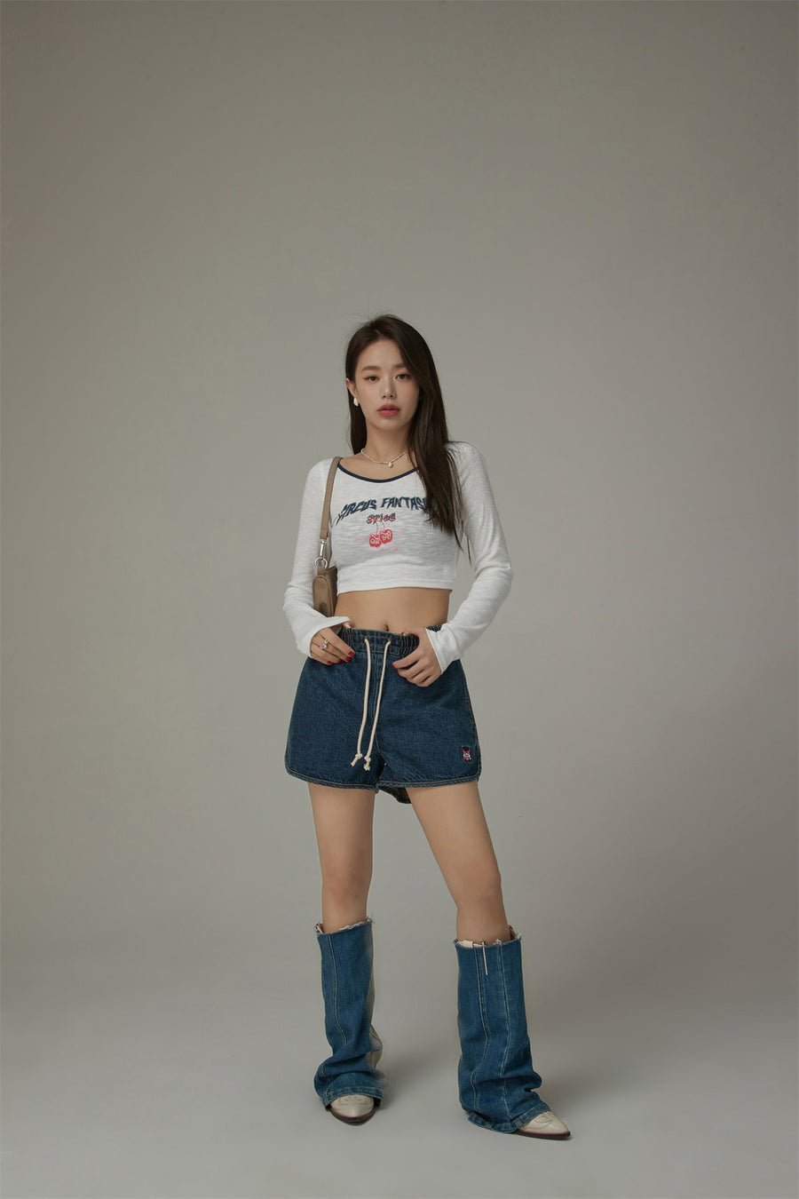 CHUU String Denim Shorts